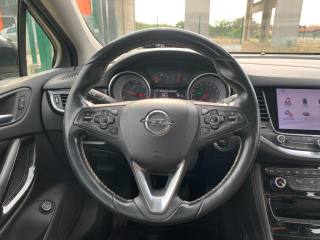 OPEL Astra usata, con Controllo trazione