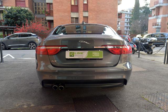 JAGUAR XF usata, con Cerchi in lega