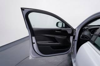 JAGUAR XE usata, con Climatizzatore