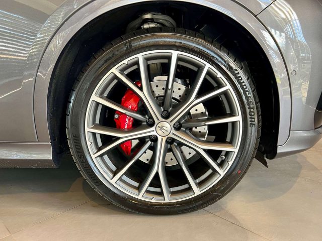 MASERATI Grecale usata, con Alzacristalli elettrici