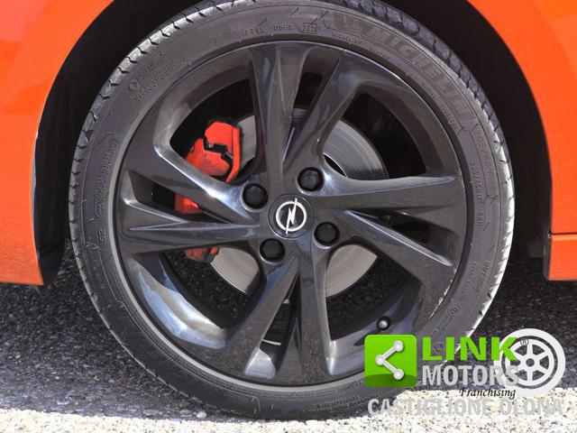 OPEL Corsa usata, con Sedile posteriore sdoppiato