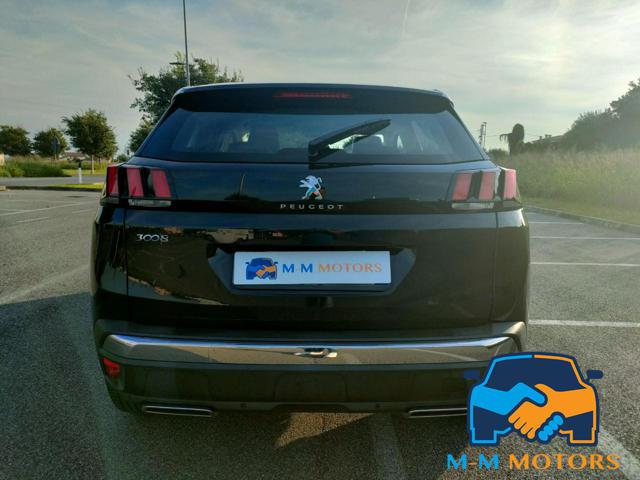 PEUGEOT 3008 usata, con Autoradio