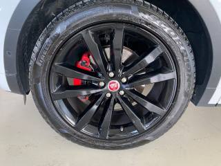 JAGUAR E-Pace usata, con Autoradio