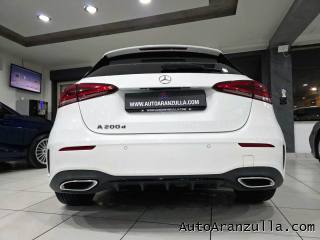 MERCEDES-BENZ A 200 usata, con Leve al volante