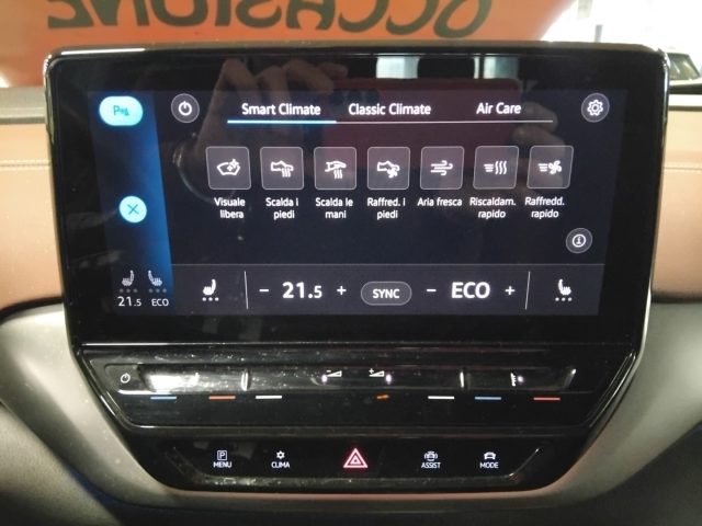 VOLKSWAGEN ID.4 usata, con Sensori di parcheggio posteriori