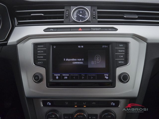 VOLKSWAGEN Passat usata 14