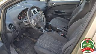 OPEL Corsa usata, con Airbag laterali