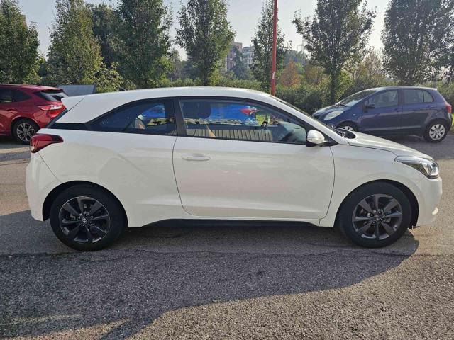 HYUNDAI i20 usata, con Cruise Control