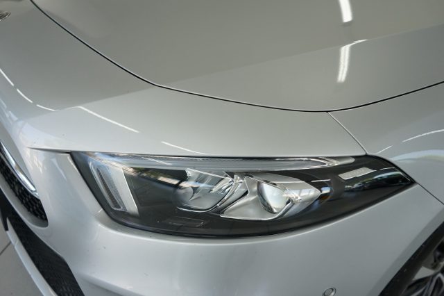 MERCEDES-BENZ A 180 usata, con Volante multifunzione