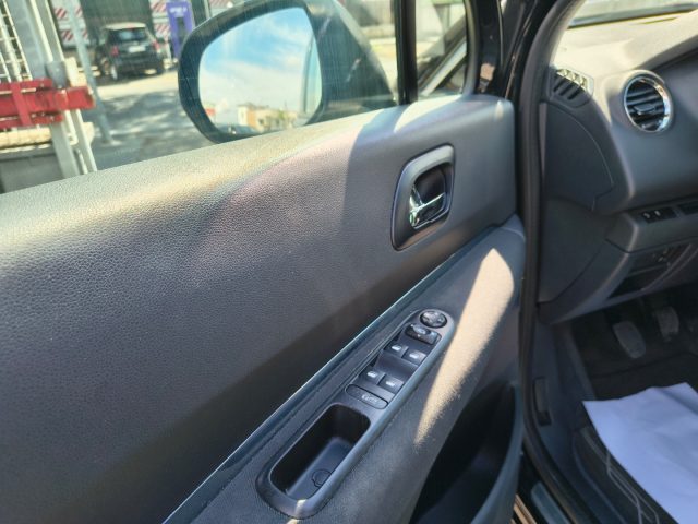 PEUGEOT 3008 usata, con Chiusura centralizzata
