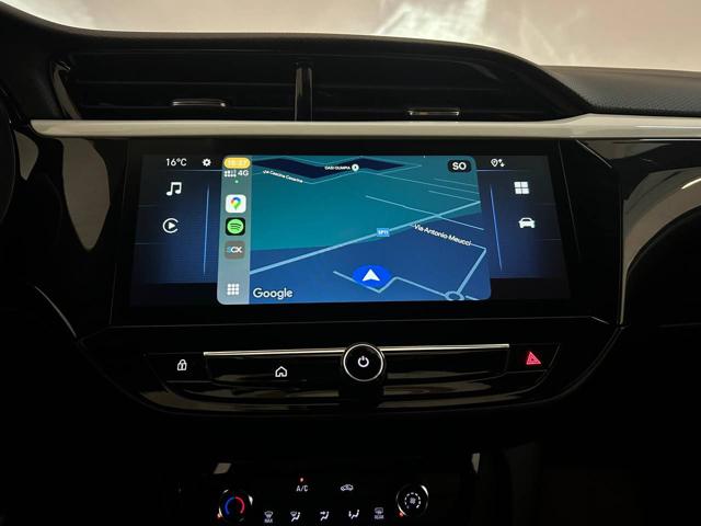 OPEL Corsa usata, con Touch screen
