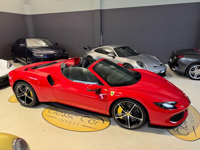FERRARI 296 GTS usata, con Boardcomputer