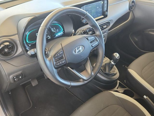 HYUNDAI i10 usata, con Autoradio