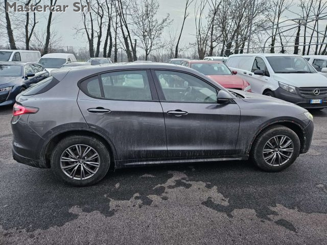 ALFA ROMEO Stelvio usata, con Autoradio