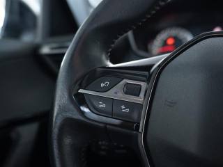 PEUGEOT 2008 usata, con Leve al volante