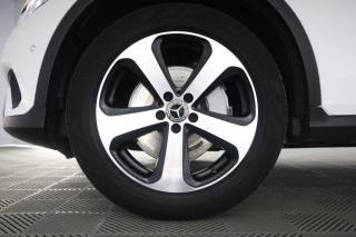 MERCEDES-BENZ GLC 220 usata 9