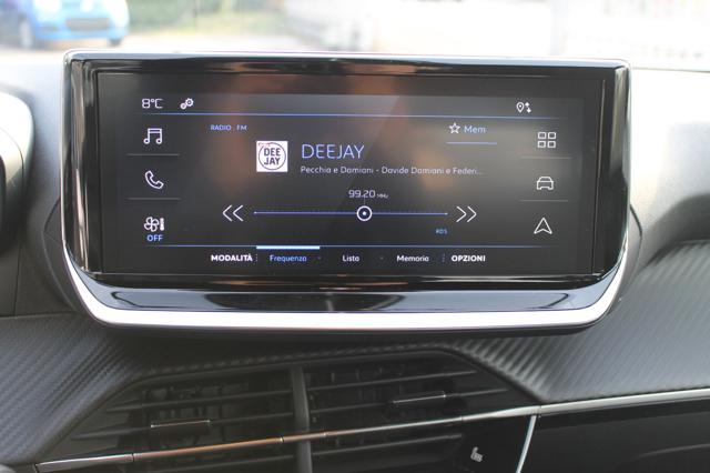 PEUGEOT 2008 usata, con Fari LED