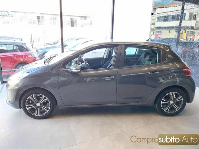 PEUGEOT 208 usata, con Airbag Passeggero