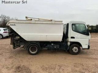 MITSUBISHI Canter usata, con Telecamera per parcheggio assistito