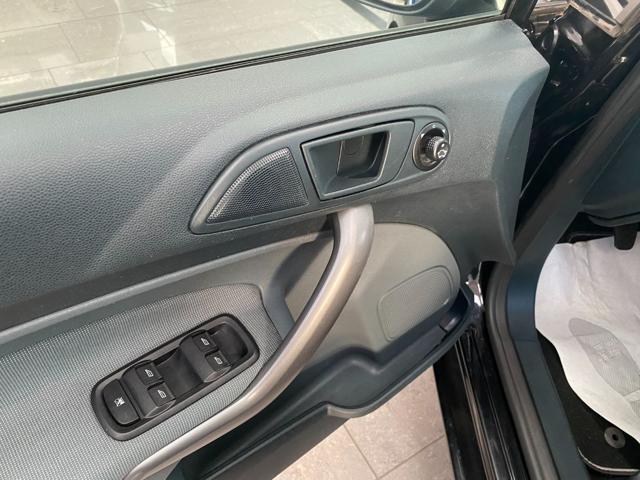 FORD Fiesta usata, con Boardcomputer