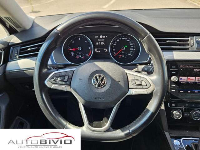 VOLKSWAGEN Passat Variant usata, con Sedile posteriore sdoppiato