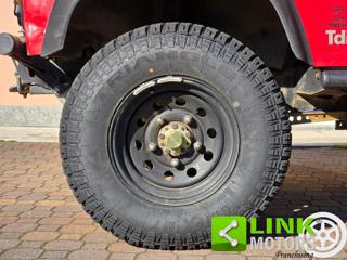 LAND ROVER Defender usata 7