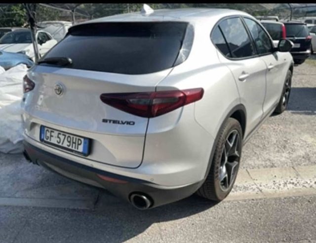 ALFA ROMEO Stelvio usata, con Airbag