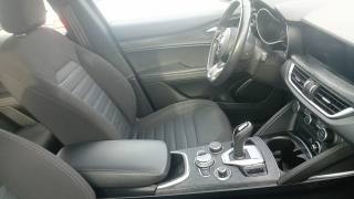 ALFA ROMEO Stelvio usata, con Alzacristalli elettrici
