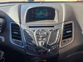 FORD Fiesta usata, con Sedile posteriore sdoppiato