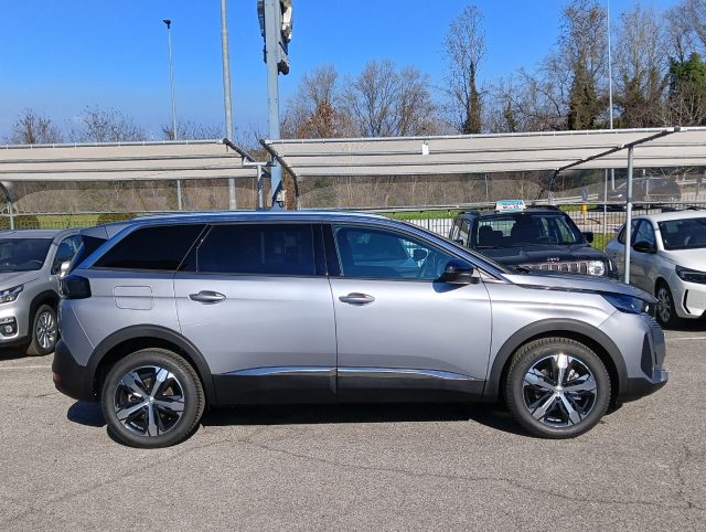 PEUGEOT 5008 usata, con Airbag Passeggero