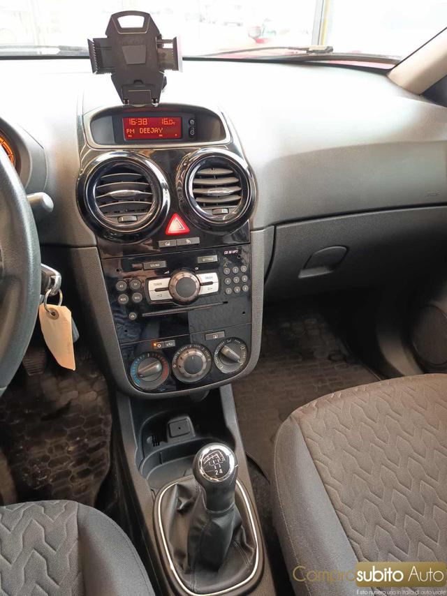 OPEL Corsa usata, con Servosterzo