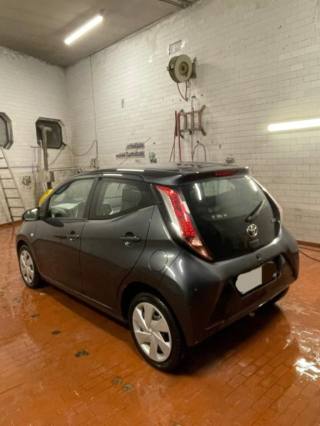 TOYOTA Aygo usata, con Specchietti laterali elettrici