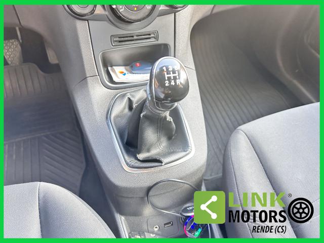 FORD Fiesta usata, con Specchietti laterali elettrici