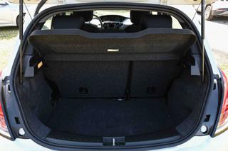 LANCIA Ypsilon usata, con Controllo trazione