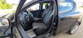 LANCIA Ypsilon usata, con ESP