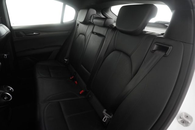 ALFA ROMEO Stelvio usata 3