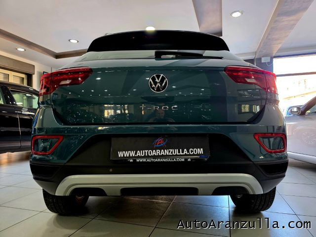 VOLKSWAGEN T-Roc usata, con Volante multifunzione