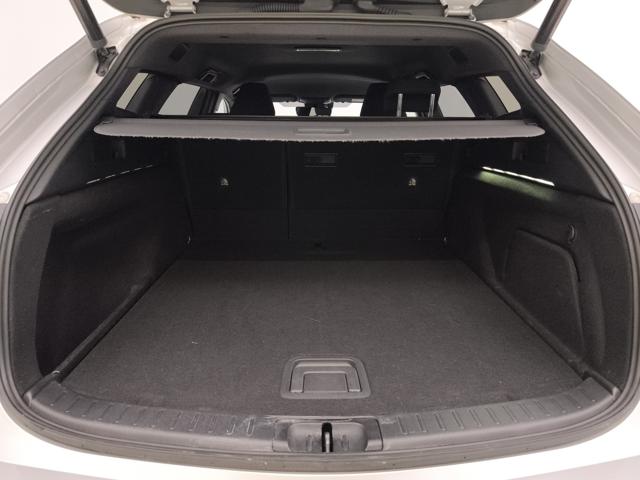 TOYOTA Corolla usata, con USB