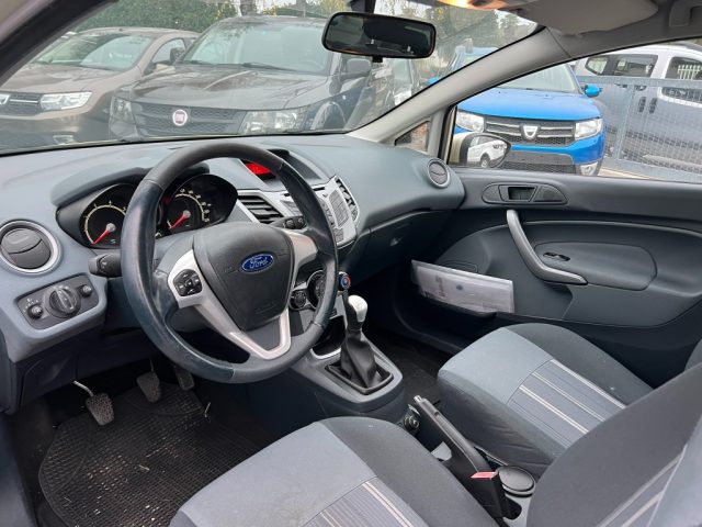 FORD Fiesta usata, con Chiusura centralizzata