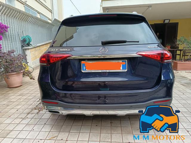 MERCEDES-BENZ GLE 300 usata, con Alzacristalli elettrici