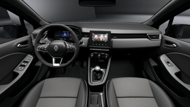 RENAULT Clio usata, con Servosterzo