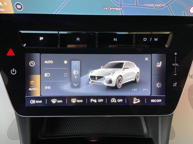 MASERATI Grecale usata, con Leve al volante