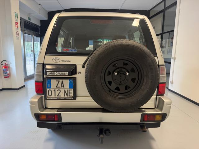 TOYOTA Land Cruiser usata, con Chiusura centralizzata