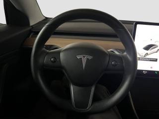 TESLA Model 3 usata 11