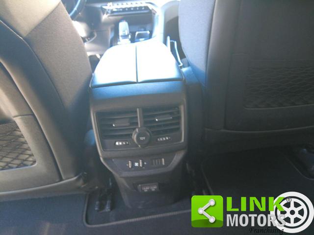 PEUGEOT 5008 usata, con Cerchi in lega