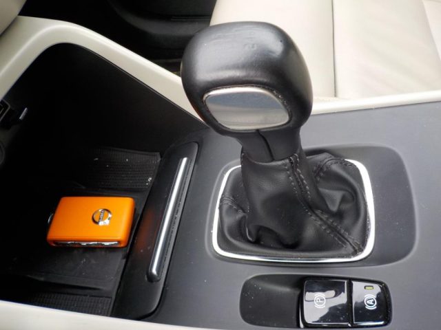 VOLVO XC40 usata, con Carica per smartphone a induzione