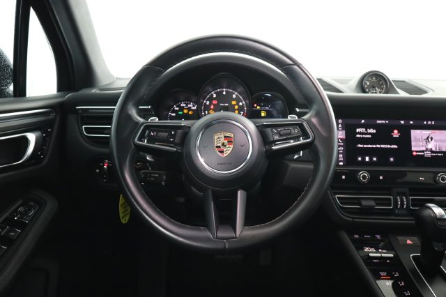 PORSCHE Macan usata 11