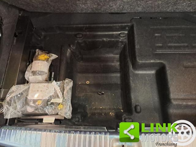 MERCEDES-BENZ C 200 usata 29