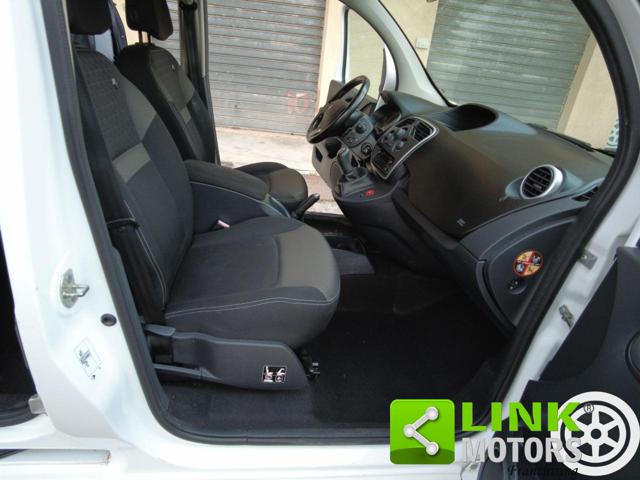 RENAULT Kangoo usata 19