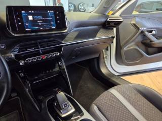 PEUGEOT 2008 usata, con Fari LED